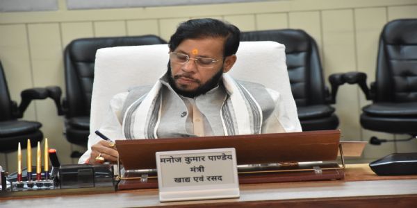 उत्तर प्रदेश में 14.64 करोड़ लाभार्थियों को मिल रहा निःशुल्क राशन : मनोज पाण्डेय