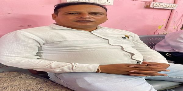 बीस हजार की रिश्वत लेते पटवारी गिरफ्तार