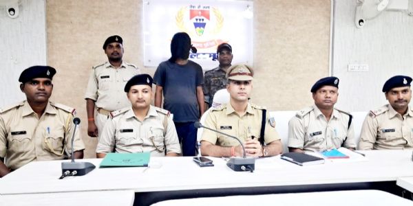 मजदूर को बंधक बनाकर क्रूरता करने वाला सप्लायर गिरफ्तार, पुलिस ने कराया मुक्त