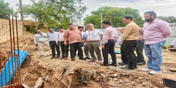निगमायुक्त संजीव खिरवार ने दक्षिणी दिल्ली का किया निरीक्षण, स्वच्छता व्यवस्था को सुदृढ़ करने के दिए निर्देश