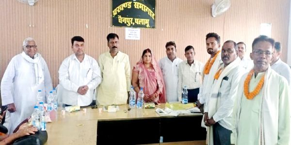 पंचायत समिति की बैठक सीओ के देर से पहुंचने पर नाराजगी