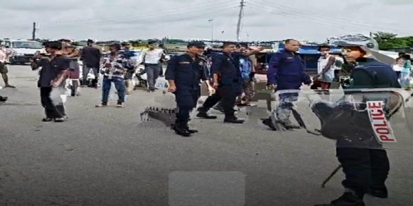 मादक पदार्थ तस्कर की गिरफ्तारी के दौरान हंगामा, पुलिस पर लापरवाही का आरोप