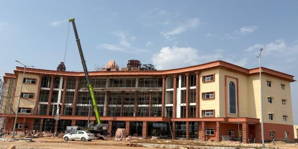 मां विंध्यवासिनी विश्वविद्यालय में शोध और नए संकायों के विस्तार पर जोर