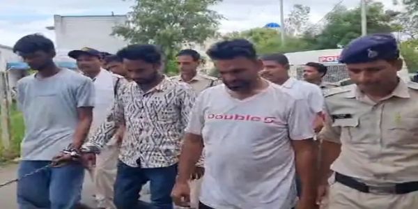 शहडोल: पुलिस ने 6 चोरों को गिरफ्तार कर 8 बाइकें बरामद कीं
