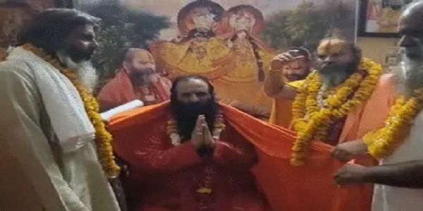 मप्र: निर्मोही अखाड़ा ने महंत रविंद्र पुरी को दिया समर्थन, चार महीने पहले किया था इनकार