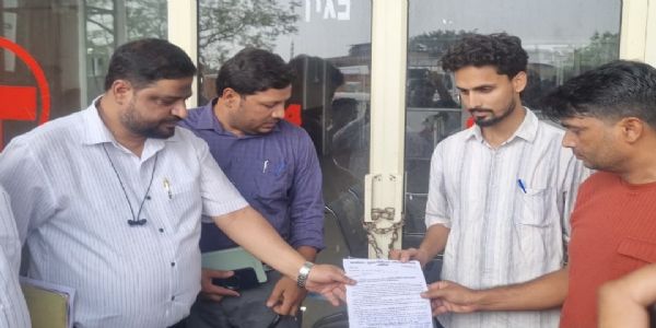 प्रसूता की मौत के बाद हॉस्पिटल सील
