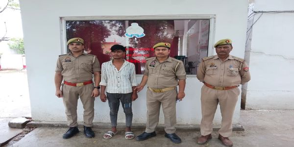 उरई : पॉक्सो एक्ट में फरार एक वारंटी गिरफ्तार