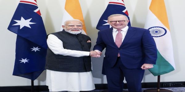 मुलाकात के दौरान प्रधानमंत्री नरेन्द्र मोदी और ऑस्ट्रेलिया के प्रधानमंत्री। मुलाकात के दौरान प्रधानमंत्री नरेन्द्र मोदी और ऑस्ट्रेलिया के प्रधानमंत्री।