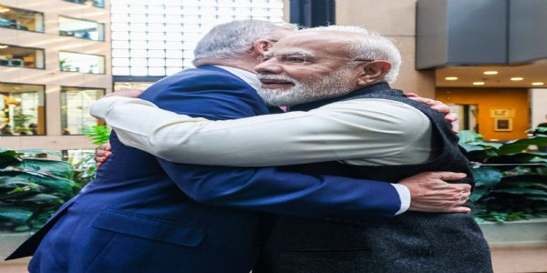 प्रधानमंत्री नरेन्द्र मोदी और ऑस्ट्रेलिया के प्रधानमंत्री एंथनी अल्बानीज एकसाथ। प्रधानमंत्री नरेन्द्र मोदी और ऑस्ट्रेलिया के प्रधानमंत्री एंथनी अल्बानीज एकसाथ।