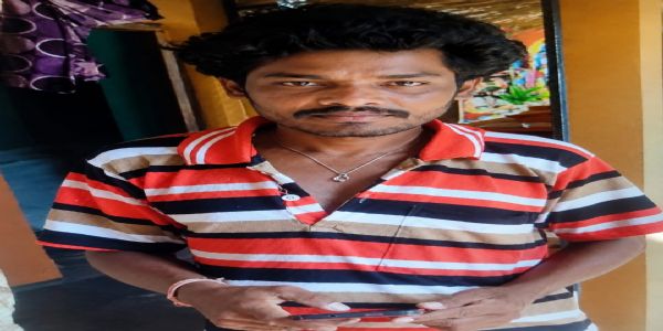 अनियंत्रित ट्रैक्टर की चपेट में आकर युवक की मौत