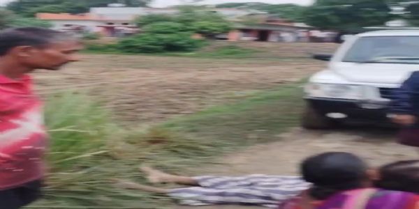 देवरिया में भूमि विवाद की जांच के दौरान बुजुर्ग की मौत, ग्रामीणों के प्रदर्शन के बाद आरोपितों के खिलाफ मुकदमा दर्ज