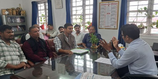 जाख डाकघर में अवैध धन निकासी की जांच जल्द पूरी करने की उठाई मांग