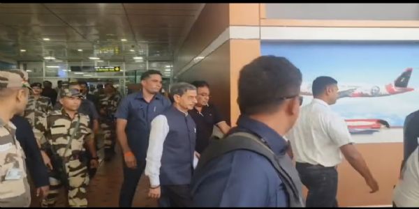 उत्तर बंगाल पहुंचे राज्यपाल, विश्वविद्यालयों के कुलपतियों के साथ करेंगे अहम बैठक