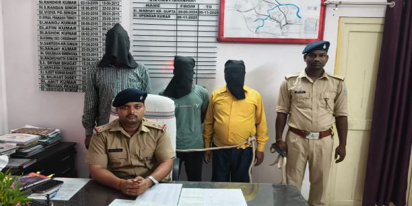 अवैध हथियार बनाने वाले तीन और अपराधी गिरफ्तार