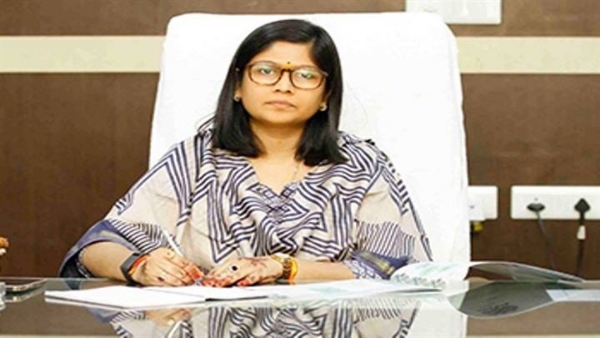 ग्वालियर कलेक्टर रुचिका चौहान ग्वालियर कलेक्टर रुचिका चौहान
