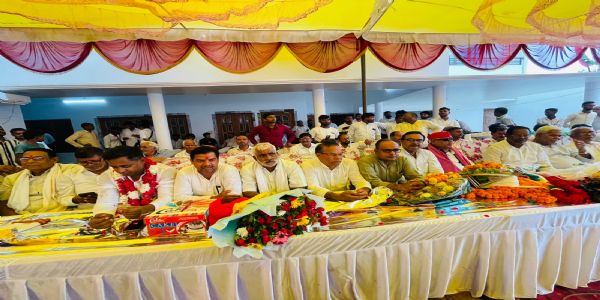 सांसद अवधेश प्रसाद के जन्मोत्सव पर सपा कार्यकर्ताओं का शक्ति प्रदर्शन, 2027 में सरकार बनाने का लिया संकल्प