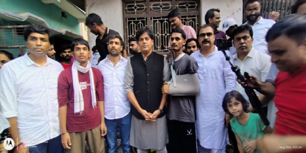कांग्रेस फैक्ट फाइंडिंग टीम ने सीवान में गोलीकांड के घायलों से की मुलाकात
