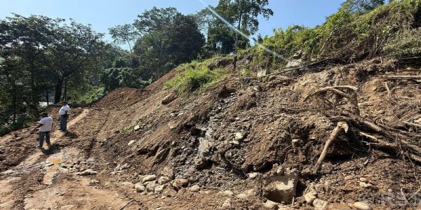 लगातार बारिश से नेपाल के कई प्रमुख राजमार्ग बाधित, भूस्खलन और कटान से यातायात प्रभावित