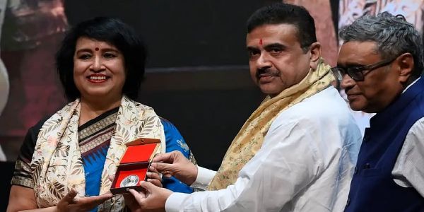 19 साल बाद कोलकाता पहुंचीं तसलीमा नसरीन से बोले मुख्यमंत्री शुभेंदु अधिकारी - बार-बार आइए, आपकी सुरक्षा मेरी जिम्मेदारी