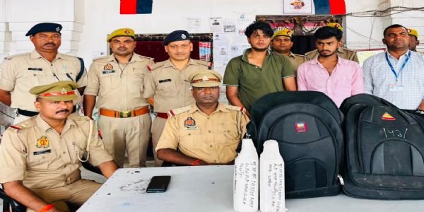 ट्रेन से बिहार ले जाई जा रही 21 लीटर अंग्रेजी शराब बरामद, दो तस्कर गिरफ्तार