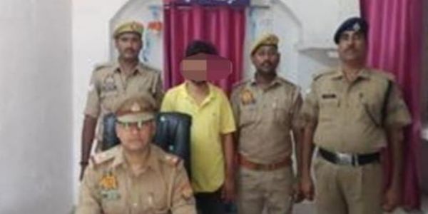 रेलवे स्टेशन की दुकान में चोरी के मामले का आरोपित लखनऊ से गिरफ्तार