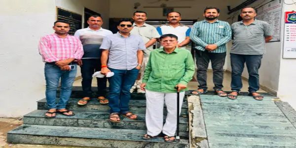 एएनटीएफ ने गुजराज से दबोचा 67 हजार का इनामी हवाला कारोबारी, नशा तस्करों की काली कमाई पहुंचाता था ठिकाने