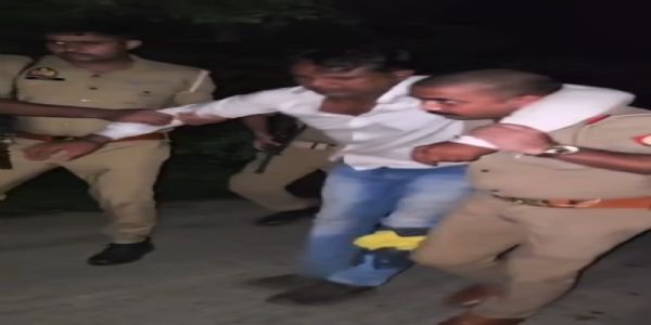 जौनपुर: 50 हजार का इनामी मुठभेड़ में घायल, साथी समेत गिरफ्तार