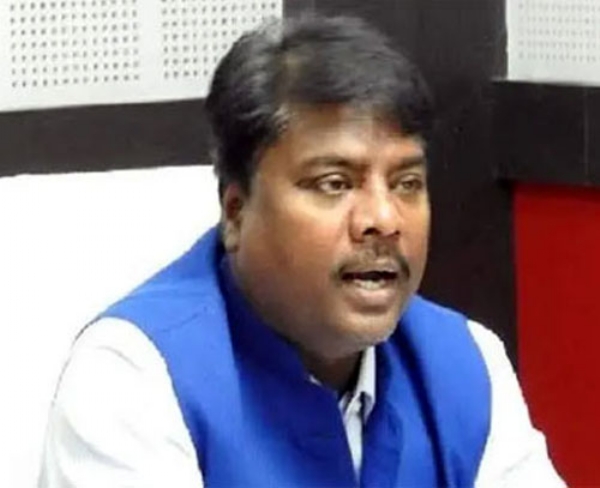 वनमंत्री केदार कश्यप वनमंत्री केदार कश्यप