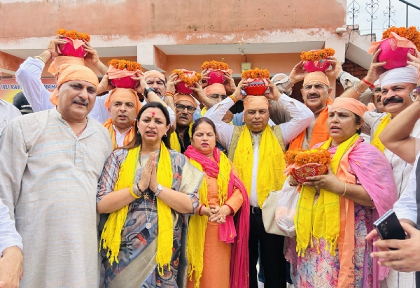 भाजपा ने संत रविदास समरसता संकल्प अभियान के तहत किया पवित्र कलश वंदन व वितरण भाजपा ने संत रविदास समरसता संकल्प अभियान के तहत किया पवित्र कलश वंदन व वितरण