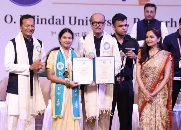 राज्यपाल रमेन डेका जिंदल यूनिवर्सिटी के दीक्षांत समारोह में राज्यपाल रमेन डेका जिंदल यूनिवर्सिटी के दीक्षांत समारोह में