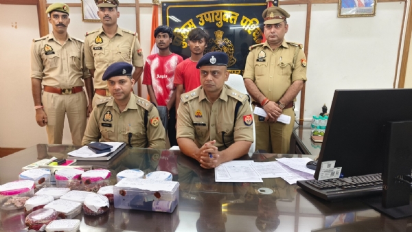 पुलिस की गिरफ्त में शातिर