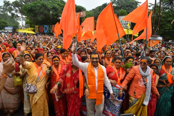 मातृशक्ति कावड़ यात्रा का दूसरा दृश्य मातृशक्ति कावड़ यात्रा का दूसरा दृश्य