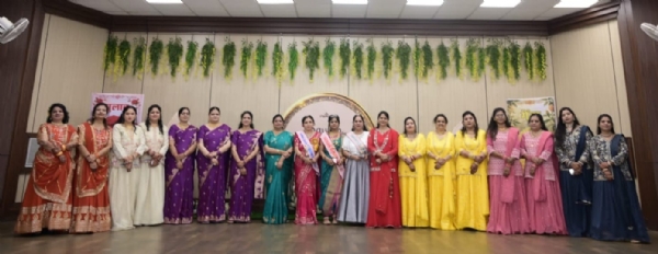 “सावन संग श्रृंगार” में खिला हरियाली तीज का रंग     - संकल्प महिला मंडल का भव्य आयोजन, सावन क्वीन का खिताब सीमा जैन ने जीता