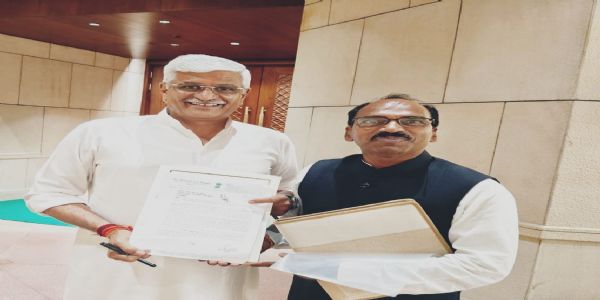 केसरियाजी और इडाणा माताजी मंदिर को प्रसाद योजना में शामिल करने की मांग
