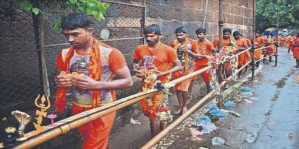 दूसरे सावन सोमवार पर शिवालयों में उमड़ी श्रद्धालुओं की भीड़, ‘हर हर महादेव’ के जयघोष से गूंजा ओडिशा