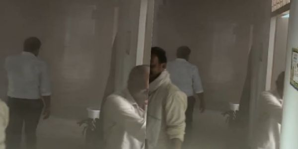 गाजियाबाद में जिला विकास भवन में लगी आग, दो दमकल वाहनों ने पाया काबू