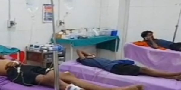 कैथल: सामने से आ रहे वाहन को बचाने के चक्कर में पेड़ से टकराई पिकअप, छह कांवड़िये घायल