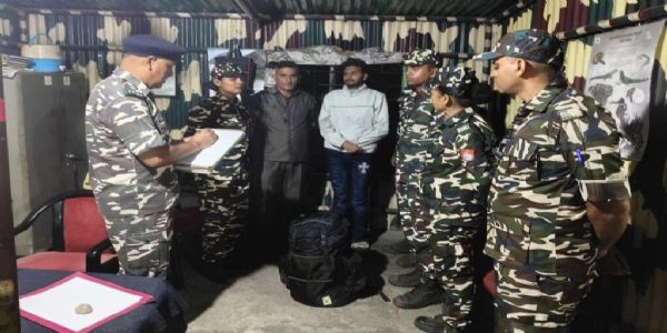 नेपाल से दिल्ली ले जाई जा रही गांजे की खेप पकड़ी