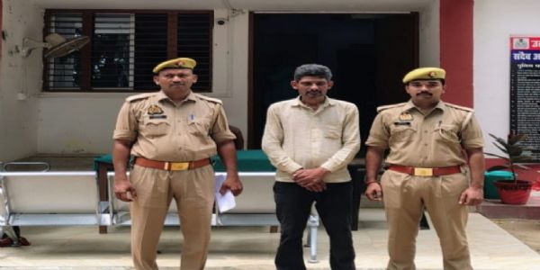 देवरिया : हत्या के प्रयास के मामले में वांछित अभियुक्त गिरफ्तार