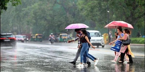 पश्चिम बंगाल के अधिकांश इलाकों में गरज-चमक के साथ बारिश के आसार