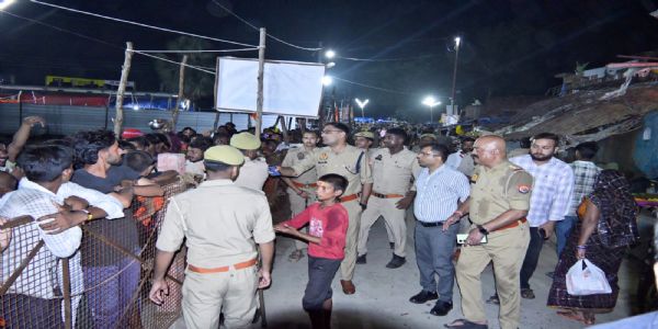 श्रावण मास के दूसरे सोमवार को लोधेश्वर में उमड़ा आस्था का सैलाब, हर-हर महादेव से गूंजा महादेवा