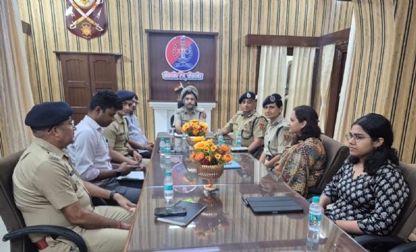 राज्य स्तरीय स्वतंत्रता दिवस समारोह : एडीजी पुलिस रुपिंदर सिंह ने कानून एवं सुरक्षा व्यवस्थाओं को लेकर ली समीक्षा बैठक राज्य स्तरीय स्वतंत्रता दिवस समारोह : एडीजी पुलिस रुपिंदर सिंह ने कानून एवं सुरक्षा व्यवस्थाओं को लेकर ली समीक्षा बैठक