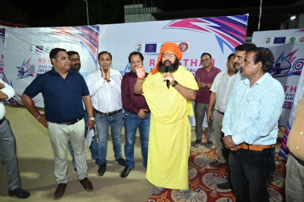 पहली बार अंतरराष्ट्रीय मानकों पर रात में हुई प्रतियोगिता, देशभर के स्तर के तीरंदाजों ने दिखाया दम; बीकानेर बना राज्य की तीरंदाजी का नया केंद्र पहली बार अंतरराष्ट्रीय मानकों पर रात में हुई प्रतियोगिता, देशभर के स्तर के तीरंदाजों ने दिखाया दम; बीकानेर बना राज्य की तीरंदाजी का नया केंद्र