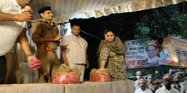 सरयू के जल से कांवड़ियों ने भद्रेश्वरनाथ का किया अभिषेक