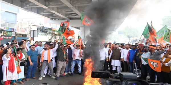 छात्रों पर लाठीचार्ज के विरोध में भाजपा का झारखंड बंद का रहा मिलाजुला असर