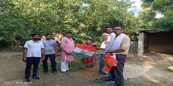 देवरिया : राष्ट्रव्यापी आंदोलन बन चुका है हर घर तिरंगा अभियान : पवन मिश्र