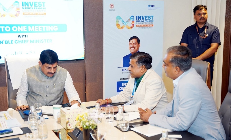 मप्र के मुख्यमत्री ने अहमदाबाद में उद्योगपतियों से की वन-टू-वन चर्चा मप्र के मुख्यमत्री ने अहमदाबाद में उद्योगपतियों से की वन-टू-वन चर्चा