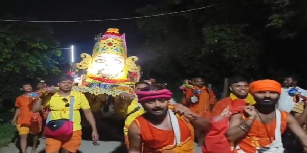 बोल बम के जयकारों से गुंजायमान हुआ कांवरिया पथ, सुल्तानगंज से देवघर तक उमड़ा आस्था का जनसैलाब