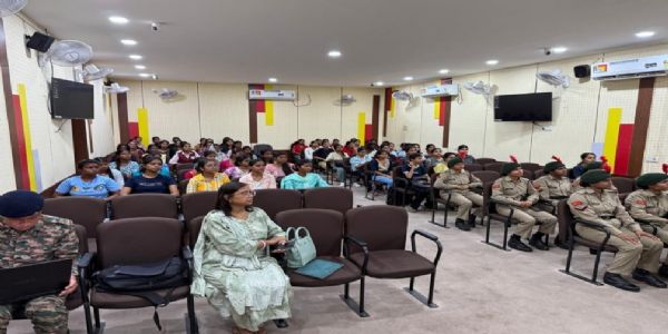 सेना में अधिकारी बनने के लिए अनुशासन, फिटनेस और नेतृत्व क्षमता जरूरी : कैप्टन निखिल