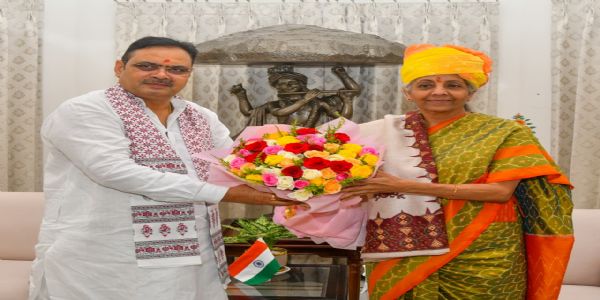 मुख्यमंत्री भजनलाल शर्मा से केंद्रीय वित्त मंत्री निर्मला सीतारमण ने की शिष्टाचार भेंट